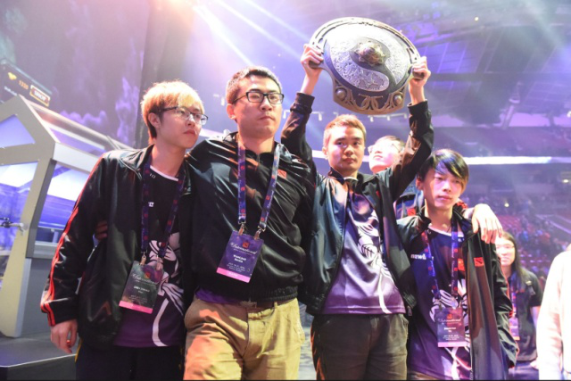 【赛前预告】2020王者荣耀绝活杯，12月31日 重庆QGhappy vs RNG.M