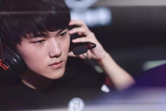 Bilibili Gaming 击败 Top Esports 在 LPL Split 2 2025